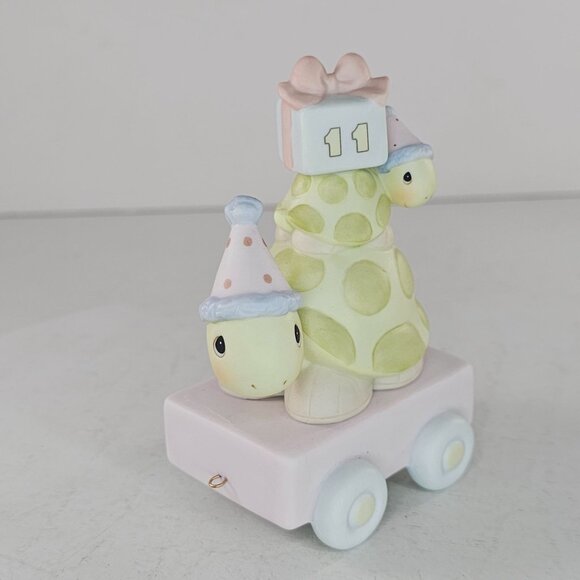 Precious Moments Take Time It's Your Birthday Turtle Age 11 Train Figurine - Picture 2 of 8